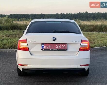 Білий Шкода Октавія, об'ємом двигуна 1.6 л та пробігом 164 тис. км за 13699 $, фото 16 на Automoto.ua