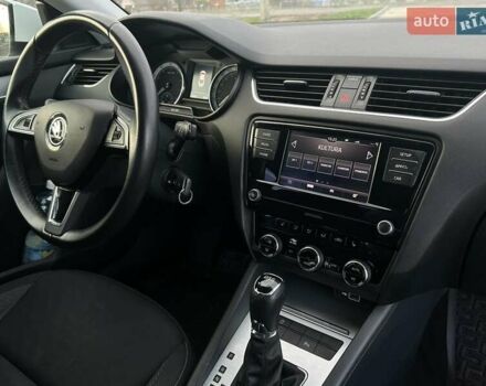 Білий Шкода Октавія, об'ємом двигуна 1.4 л та пробігом 133 тис. км за 15999 $, фото 8 на Automoto.ua
