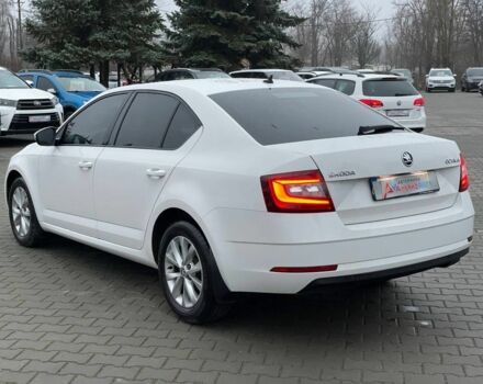 Белый Шкода Октавия, объемом двигателя 1.4 л и пробегом 209 тыс. км за 12999 $, фото 4 на Automoto.ua
