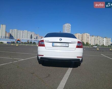 Белый Шкода Октавия, объемом двигателя 1.6 л и пробегом 62 тыс. км за 14500 $, фото 7 на Automoto.ua