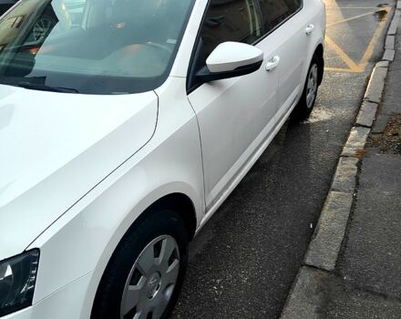 Белый Шкода Октавия, объемом двигателя 1.6 л и пробегом 209 тыс. км за 13800 $, фото 3 на Automoto.ua