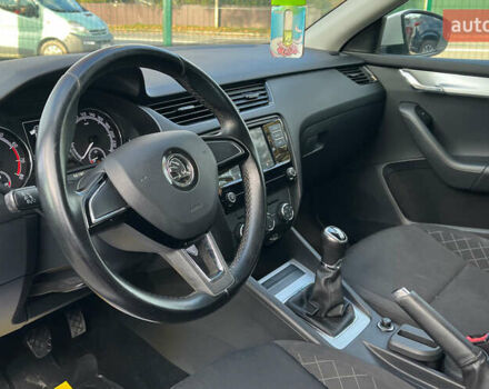 Білий Шкода Октавія, об'ємом двигуна 1.6 л та пробігом 140 тис. км за 14900 $, фото 7 на Automoto.ua