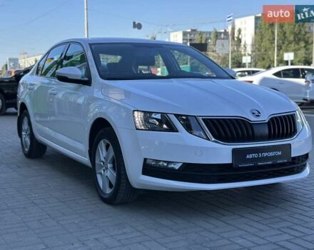 Білий Шкода Октавія, об'ємом двигуна 1.4 л та пробігом 128 тис. км за 16500 $, фото 6 на Automoto.ua