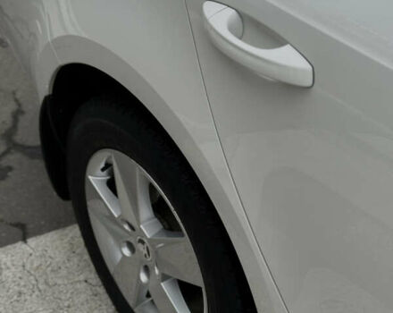 Белый Шкода Октавия, объемом двигателя 1.4 л и пробегом 121 тыс. км за 15900 $, фото 4 на Automoto.ua