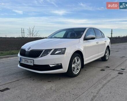 Білий Шкода Октавія, об'ємом двигуна 1.4 л та пробігом 133 тис. км за 15999 $, фото 21 на Automoto.ua