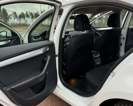 Білий Шкода Октавія, об'ємом двигуна 1.4 л та пробігом 94 тис. км за 15900 $, фото 5 на Automoto.ua