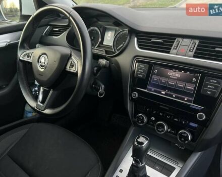 Білий Шкода Октавія, об'ємом двигуна 1.4 л та пробігом 130 тис. км за 16000 $, фото 10 на Automoto.ua