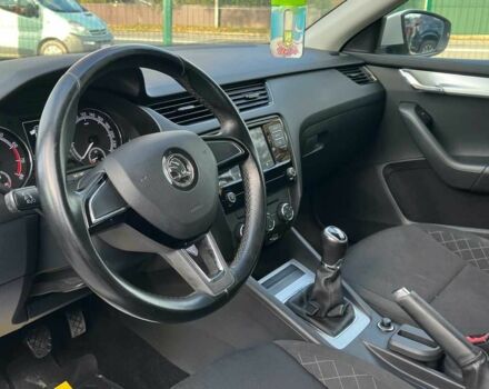 Белый Шкода Октавия, объемом двигателя 1.6 л и пробегом 140 тыс. км за 14900 $, фото 7 на Automoto.ua