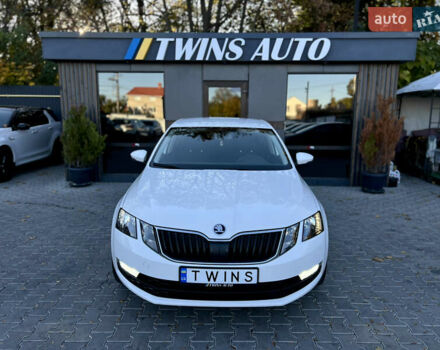 Белый Шкода Октавия, объемом двигателя 1.4 л и пробегом 127 тыс. км за 15900 $, фото 13 на Automoto.ua