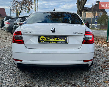 Белый Шкода Октавия, объемом двигателя 1.6 л и пробегом 140 тыс. км за 14900 $, фото 5 на Automoto.ua