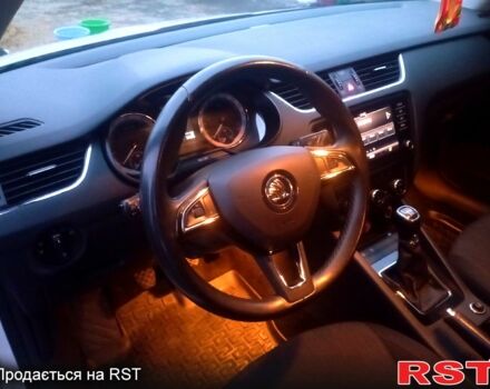 Белый Шкода Октавия, объемом двигателя 1.4 л и пробегом 185 тыс. км за 13500 $, фото 6 на Automoto.ua