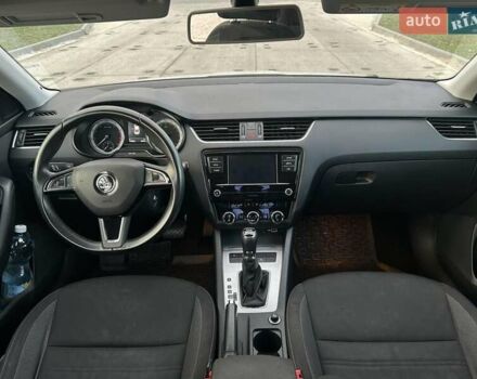 Білий Шкода Октавія, об'ємом двигуна 1.4 л та пробігом 133 тис. км за 15999 $, фото 11 на Automoto.ua