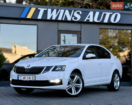 Белый Шкода Октавия, объемом двигателя 1.4 л и пробегом 127 тыс. км за 15900 $, фото 12 на Automoto.ua