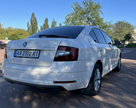 Білий Шкода Октавія, об'ємом двигуна 1.4 л та пробігом 267 тис. км за 10400 $, фото 3 на Automoto.ua