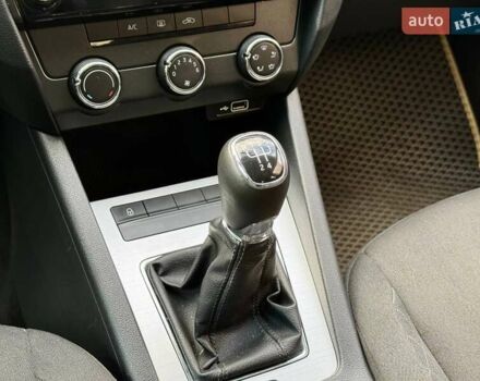 Белый Шкода Октавия, объемом двигателя 1.6 л и пробегом 62 тыс. км за 14500 $, фото 29 на Automoto.ua