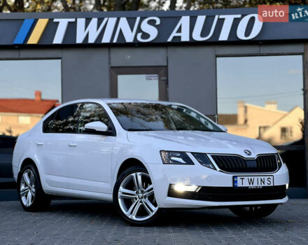 Белый Шкода Октавия, объемом двигателя 1.4 л и пробегом 127 тыс. км за 15900 $, фото 16 на Automoto.ua