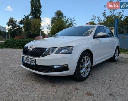 Белый Шкода Октавия, объемом двигателя 1.4 л и пробегом 90 тыс. км за 14200 $, фото 5 на Automoto.ua