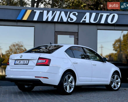 Белый Шкода Октавия, объемом двигателя 1.4 л и пробегом 127 тыс. км за 15900 $, фото 19 на Automoto.ua