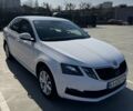 Белый Шкода Октавия, объемом двигателя 1.97 л и пробегом 82 тыс. км за 19000 $, фото 1 на Automoto.ua