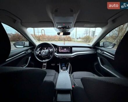 Білий Шкода Октавія, об'ємом двигуна 2 л та пробігом 258 тис. км за 22000 $, фото 45 на Automoto.ua