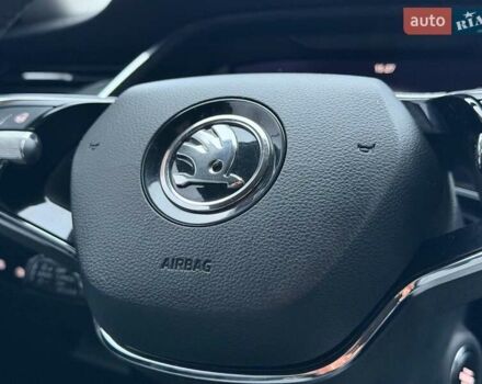 Білий Шкода Октавія, об'ємом двигуна 2 л та пробігом 258 тис. км за 22000 $, фото 52 на Automoto.ua