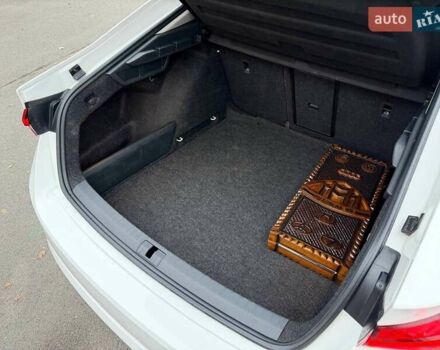 Білий Шкода Октавія, об'ємом двигуна 2 л та пробігом 258 тис. км за 22000 $, фото 34 на Automoto.ua