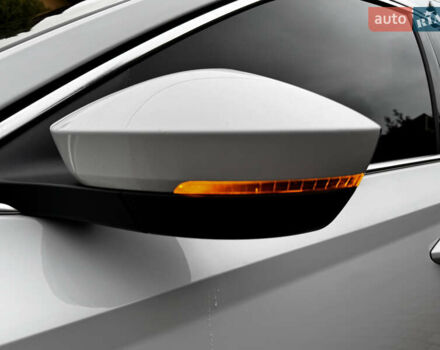 Белый Шкода Октавия, объемом двигателя 2 л и пробегом 262 тыс. км за 22250 $, фото 19 на Automoto.ua