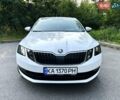 Белый Шкода Октавия, объемом двигателя 1.6 л и пробегом 50 тыс. км за 14999 $, фото 2 на Automoto.ua