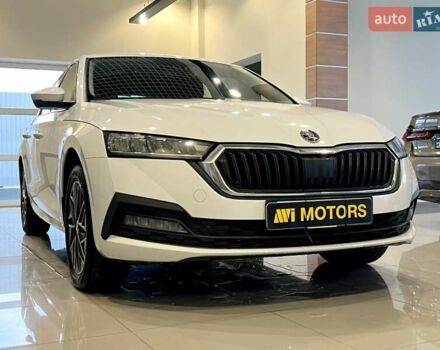 Белый Шкода Октавия, объемом двигателя 1.4 л и пробегом 108 тыс. км за 20000 $, фото 1 на Automoto.ua