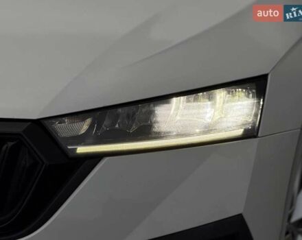 Білий Шкода Октавія, об'ємом двигуна 2 л та пробігом 258 тис. км за 22000 $, фото 1 на Automoto.ua