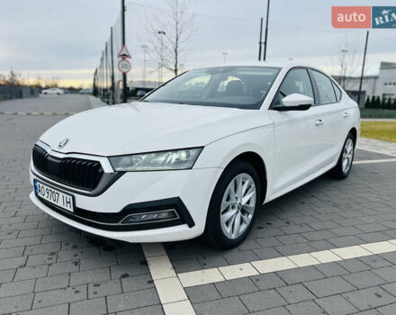 Білий Шкода Октавія, об'ємом двигуна 1.4 л та пробігом 219 тис. км за 17900 $, фото 12 на Automoto.ua