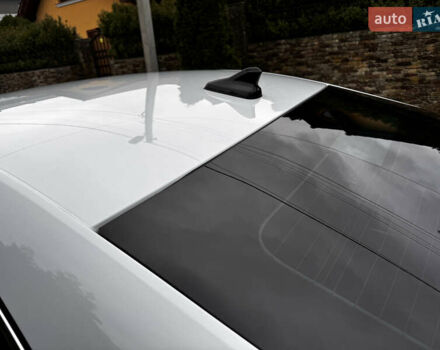 Белый Шкода Октавия, объемом двигателя 2 л и пробегом 262 тыс. км за 22250 $, фото 24 на Automoto.ua