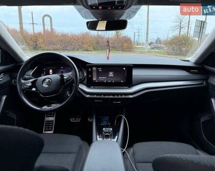 Білий Шкода Октавія, об'ємом двигуна 2 л та пробігом 258 тис. км за 22000 $, фото 46 на Automoto.ua