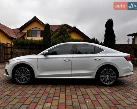 Белый Шкода Октавия, объемом двигателя 2 л и пробегом 262 тыс. км за 22250 $, фото 6 на Automoto.ua