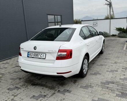 Білий Шкода Октавія, об'ємом двигуна 1.6 л та пробігом 40 тис. км за 14800 $, фото 7 на Automoto.ua