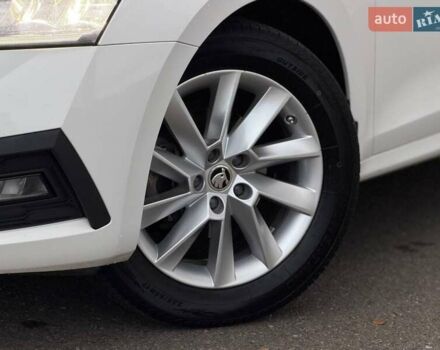 Білий Шкода Октавія, об'ємом двигуна 2 л та пробігом 258 тис. км за 22000 $, фото 4 на Automoto.ua