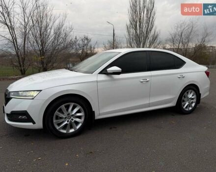 Білий Шкода Октавія, об'ємом двигуна 2 л та пробігом 258 тис. км за 22000 $, фото 10 на Automoto.ua