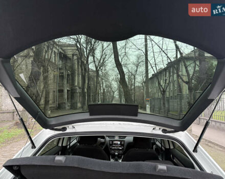 Белый Шкода Октавия, объемом двигателя 1.6 л и пробегом 48 тыс. км за 15800 $, фото 27 на Automoto.ua