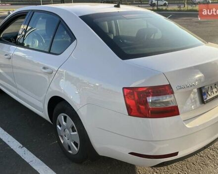 Белый Шкода Октавия, объемом двигателя 1.6 л и пробегом 47 тыс. км за 16000 $, фото 7 на Automoto.ua