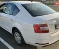 Белый Шкода Октавия, объемом двигателя 1.6 л и пробегом 47 тыс. км за 16000 $, фото 7 на Automoto.ua