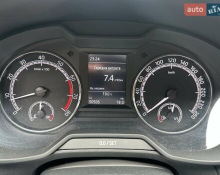 Белый Шкода Октавия, объемом двигателя 1.6 л и пробегом 50 тыс. км за 14999 $, фото 42 на Automoto.ua