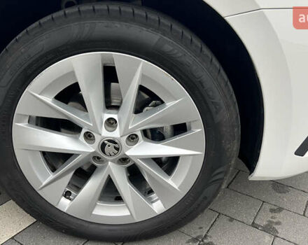 Білий Шкода Октавія, об'ємом двигуна 1.4 л та пробігом 219 тис. км за 17900 $, фото 18 на Automoto.ua