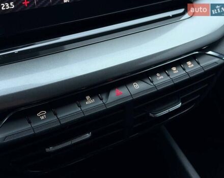 Білий Шкода Октавія, об'ємом двигуна 2 л та пробігом 258 тис. км за 22000 $, фото 66 на Automoto.ua