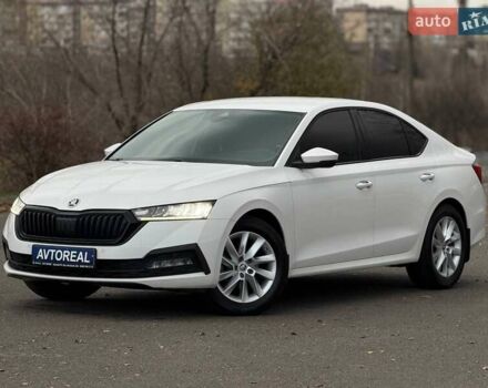 Білий Шкода Октавія, об'ємом двигуна 2 л та пробігом 258 тис. км за 22000 $, фото 3 на Automoto.ua