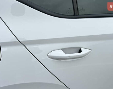 Білий Шкода Октавія, об'ємом двигуна 1.4 л та пробігом 219 тис. км за 17900 $, фото 44 на Automoto.ua