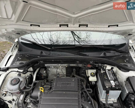 Белый Шкода Октавия, объемом двигателя 1.6 л и пробегом 48 тыс. км за 15800 $, фото 29 на Automoto.ua