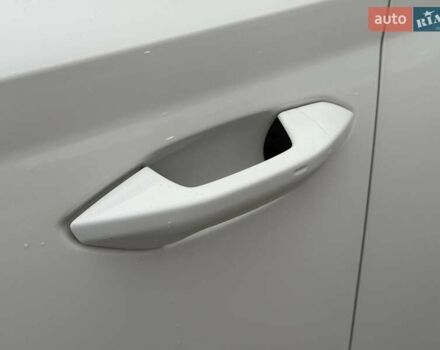 Білий Шкода Октавія, об'ємом двигуна 2 л та пробігом 258 тис. км за 22000 $, фото 7 на Automoto.ua