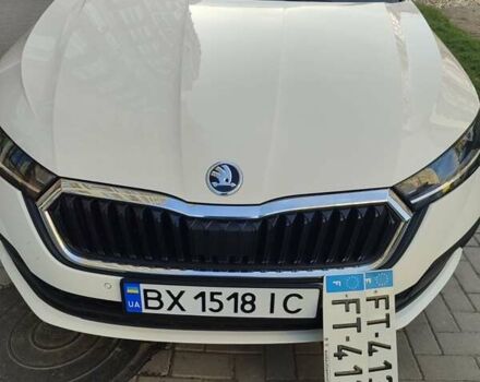 Белый Шкода Октавия, объемом двигателя 1.97 л и пробегом 258 тыс. км за 17850 $, фото 1 на Automoto.ua