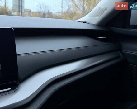 Білий Шкода Октавія, об'ємом двигуна 2 л та пробігом 258 тис. км за 22000 $, фото 71 на Automoto.ua