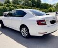 Білий Шкода Октавія, об'ємом двигуна 0 л та пробігом 200 тис. км за 15700 $, фото 1 на Automoto.ua